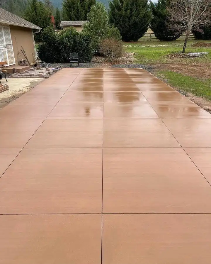 2021 11 19 Owasso Tan Colored Concrete Back Patio Saw Cuts IMG 7389