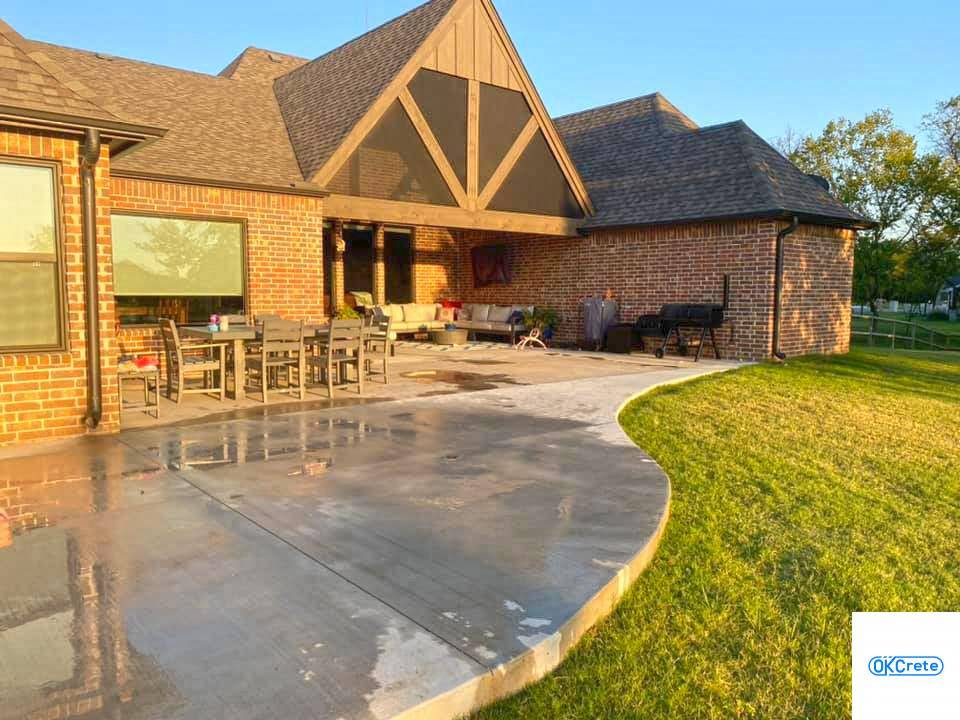 Concrete Shop Pad and Concrete Patio with Splash Pad