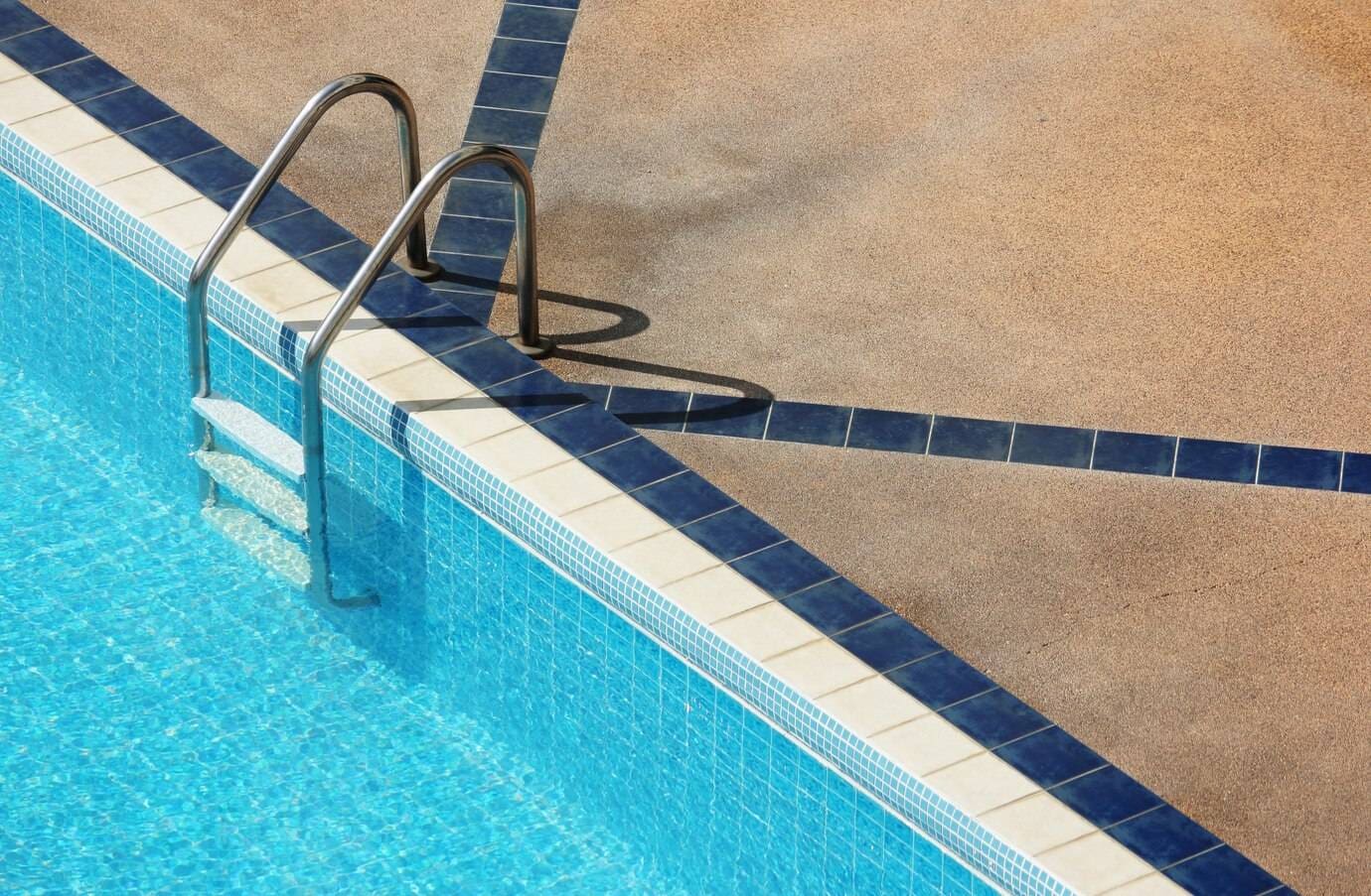 In Ground Swimming Pool 1373 195