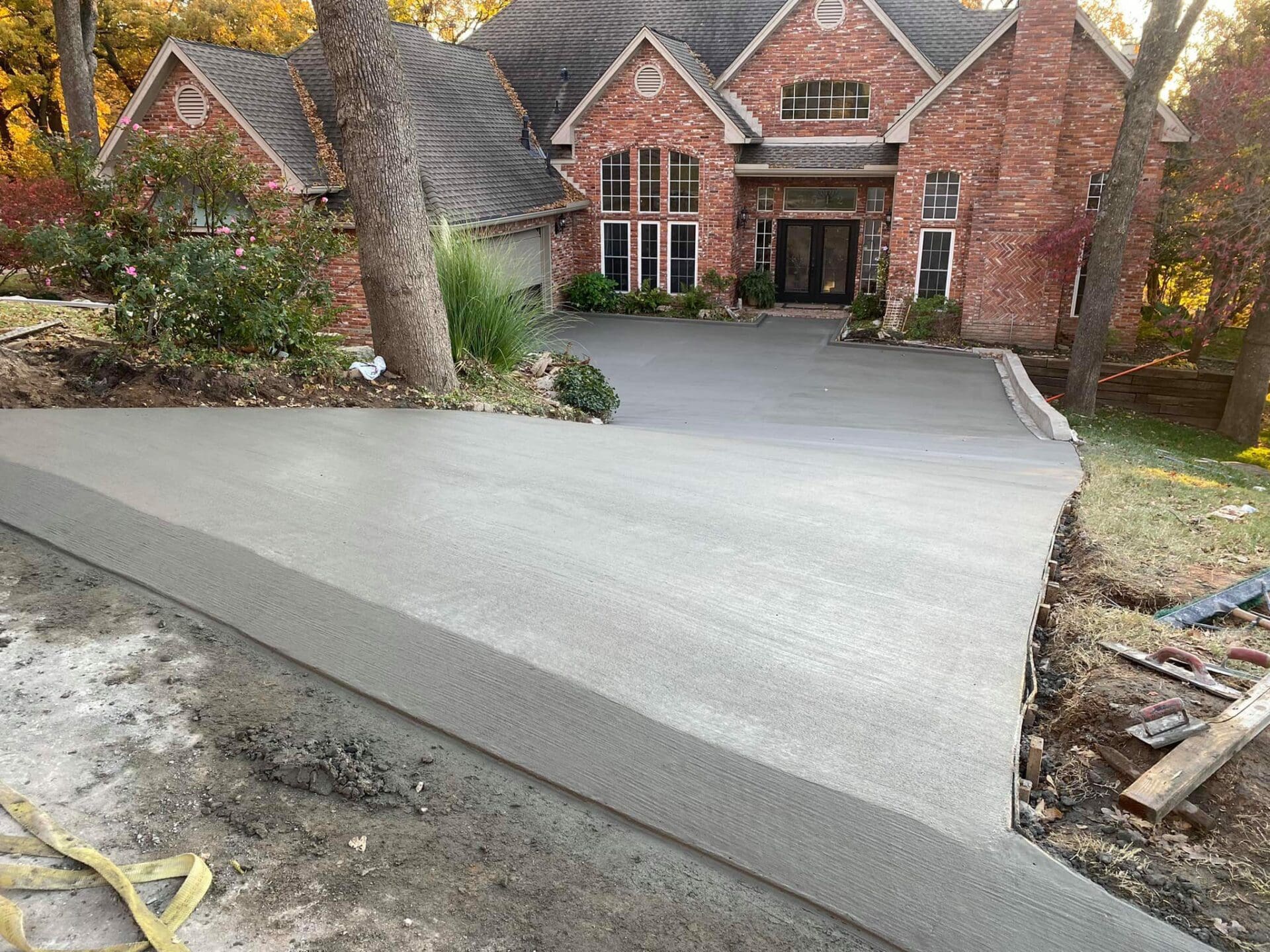 Sloped Concrete Driveway in Tulsa